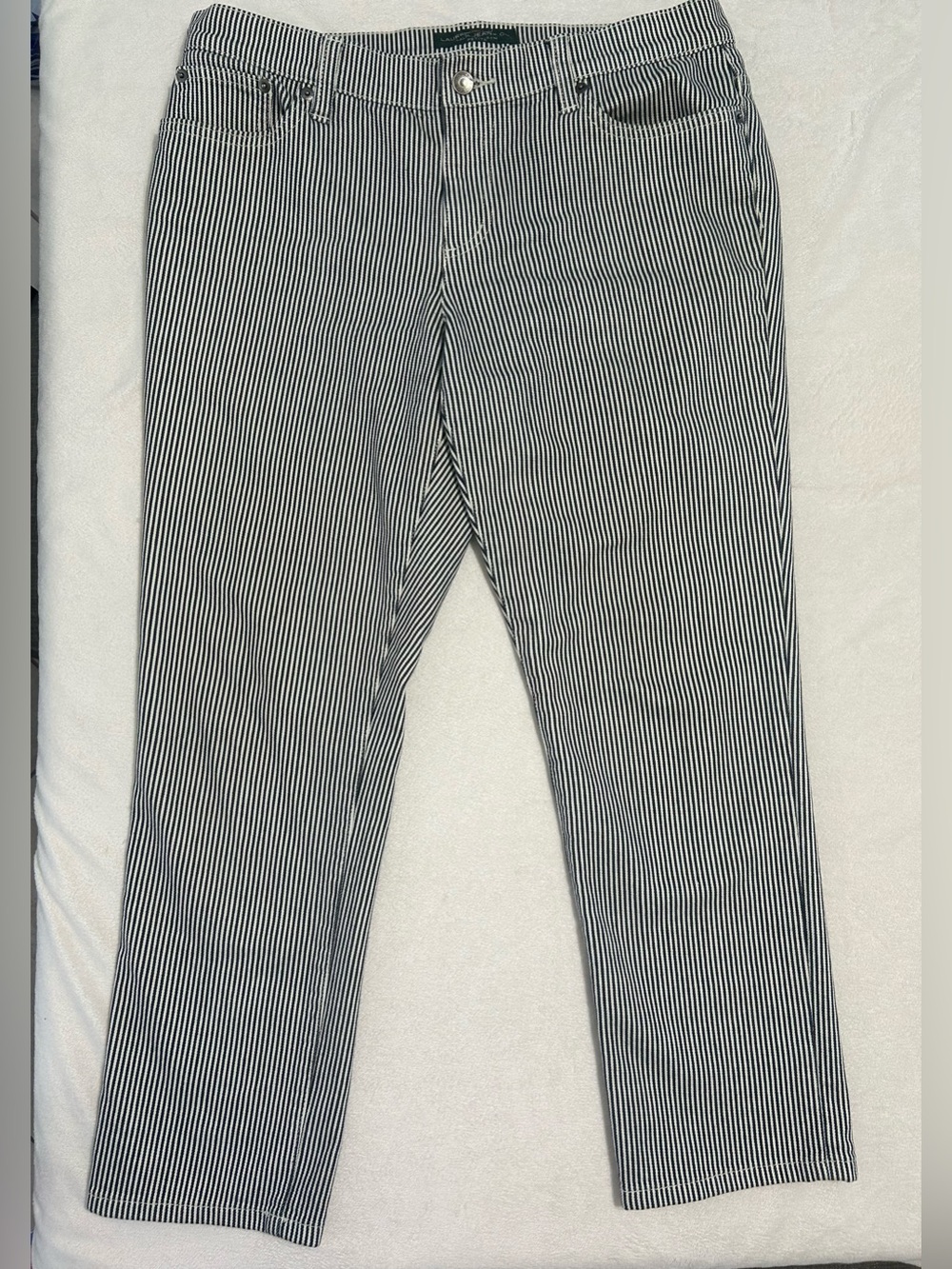 Lauren Ralph Lauren striped jeans with a design preppy women’s size 12p - Picture 5 of 9
